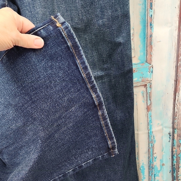 Lane Bryant Tighter Tummy Fit High-Rise Boot Jean - Picture 4 of 10